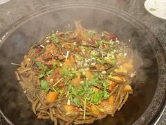 -老渔翁炖鱼坊(黄海西路东山店)