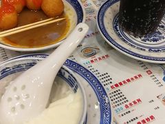 -广信牛奶甜品世家(台东店)