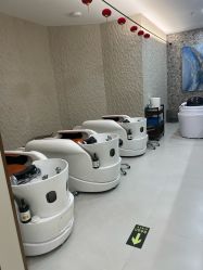 -碧莲盛·脱发养发中心