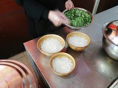 -正宗李家土鸡米线店
