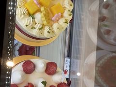 -花花卷卷·鲜食蛋糕(静安久光百货店)