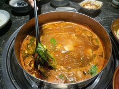 -野山舂·贵州现舂酸汤牛肉(东山店)