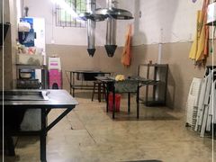 大堂-罗姐烧烤(东风路一段店)