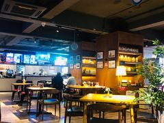 大堂-JINNS锦时 steak&pizza(浸信会礼拜堂旧址店)