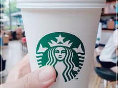 -星巴克臻选(杭州嘉里中心1F店)