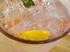 桃子西柚气泡水-UPPER KITCHEN(延安路店)