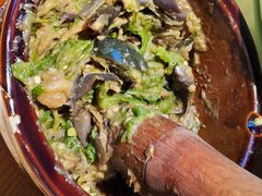 皮蛋青椒擂茄子-费大厨辣椒炒肉(万家丽一店)