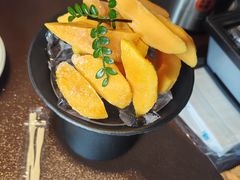 -曼听小寨海鲜烧烤·大连辣炒大王(盖州街店)