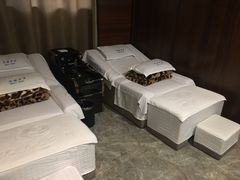 -优雅岁月足浴会所