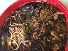 -小龙大肉面馆