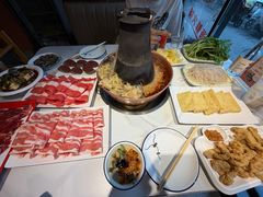 -老蜀铜火锅·酸菜脊骨·麻辣羊蝎子(热闹路店)