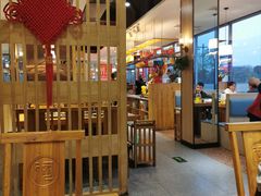 大堂-明何记涮牛肚(品牌首店隋唐植物园南门古城路店)