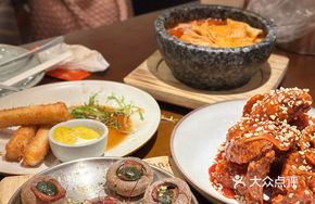 Boneless Sweet and Spicy Fried Chicken