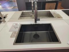 -百安居装修建材卖场(罗湖店)