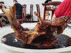 罾蹦鲤鱼-奥华餐厅·老张记(台基厂店)