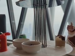 -广州塔卢特斯法国旋转餐厅