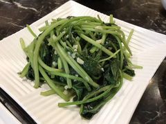 蒜蓉红薯叶-燕青小馆(东园大厦店)