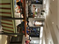 -港丽餐厅(高德置地店)