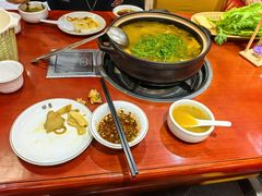 -菌之家·专业纯野生菌火锅·特色炒菌