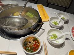 -犇鼎牛潮汕牛肉火锅(新辰里学清路店)