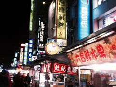 -六合夜市