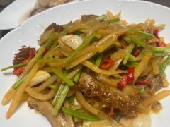 -香山湖家家宴(中山陵店)