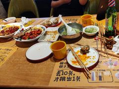-喝丢一只鞋海鲜烧烤·海肠捞饭(东关街店)