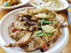 -品鲜村农家菜·阳澄湖大闸蟹(总店)