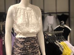 -ZARA(恒隆广场店)