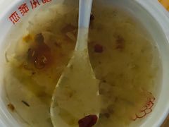 木耳炖桃胶-恋萍小吃(时代店)