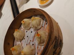 蟹粉小笼包-绿波廊(豫园店)