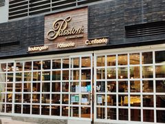 门面-Passion by Gerard Dubois