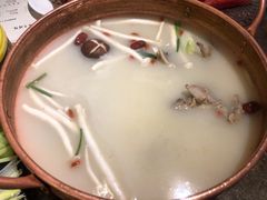 -三人行骨头王火锅(长寿店)