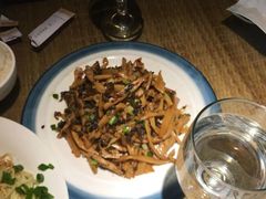 -渝信川菜 · 川味家常菜(长安店)