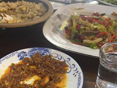 -缘来聚·徽菜名店(黄山宏村店)