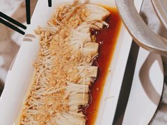 -小菜园新徽菜(宜兴八佰伴店)