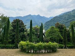 -四川汶川特大地震漩口中学遗址