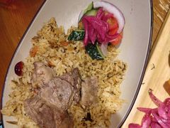 -米德维奇俄式西餐厅(西六道街店)