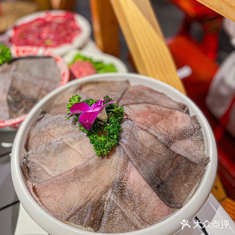 重庆探店🔥超地道的老火锅，本地人都爱吃