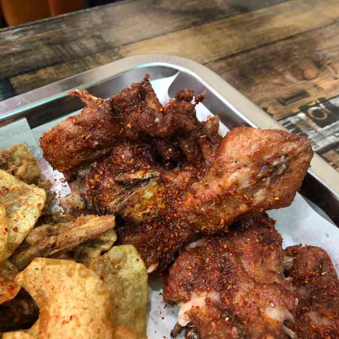 7.1 自从北行附近荆江鸡."-大众点评移动版