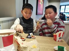 -肯德基(洛川店)