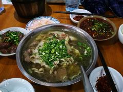 翘脚牛肉-谢老五跷脚牛肉·非遗传承店