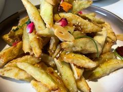 -八府香鸭·啫啫煲(华山路店)