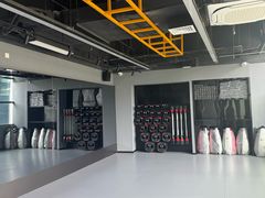 -超级猩猩健身·团课(铁机路迅博店)