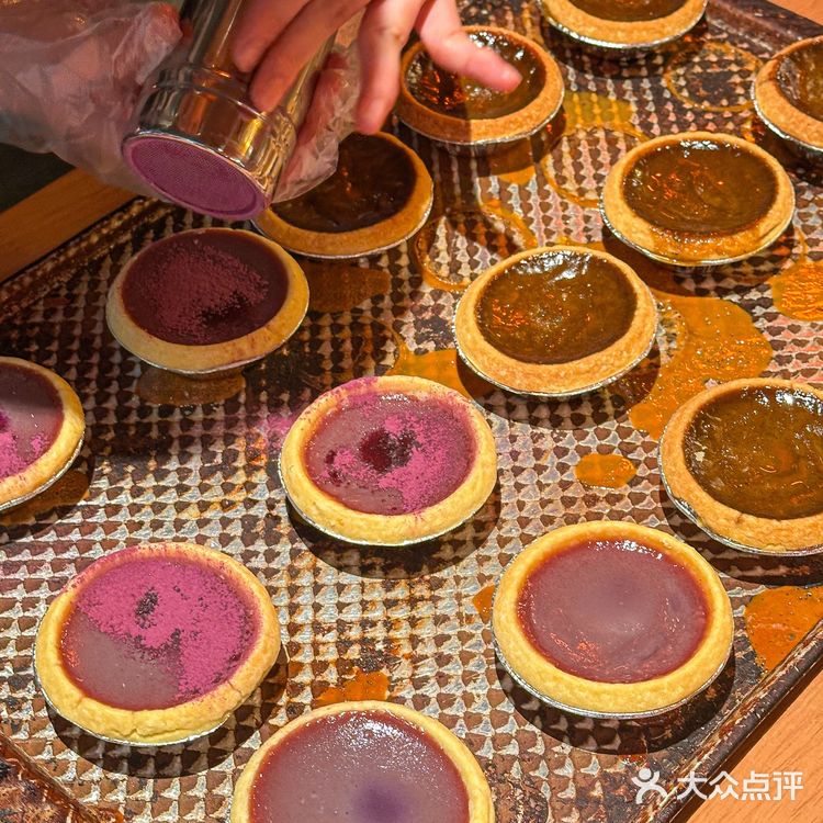 广州首家！！！滑蛋虾仁扁可颂好好吃！