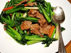 牛肉炒菜心-广州富力君悦大酒店空中花园