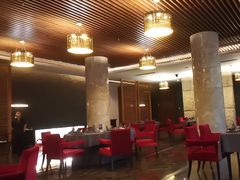 -粤尚腾香居中餐厅(首都机场希尔顿店)
