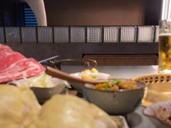 -铭牛烧肉·和牛海鲜自助(高新月牙湖店)