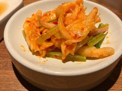 泰式柠香鸡爪-弄堂里·寻味杭州(湖滨银泰in77C区店)