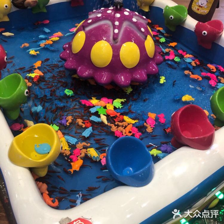 游乐园真是累又快乐的地方